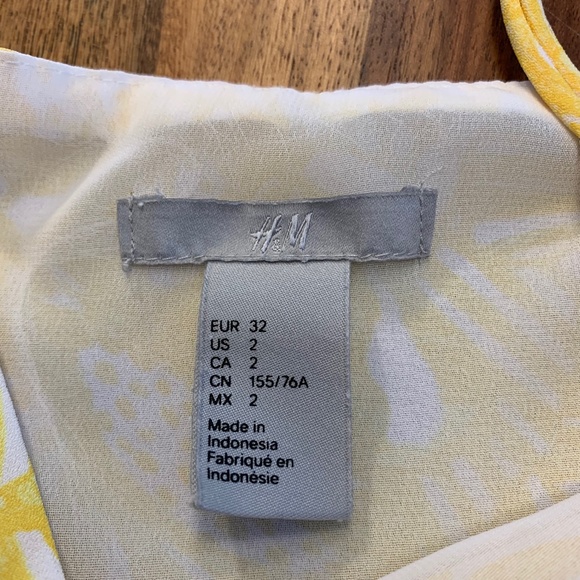 H&M Yellow Tank Size 2 - Picture 3 of 5